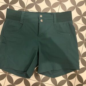 Title Nine Clamber Hiking Shorts size 8